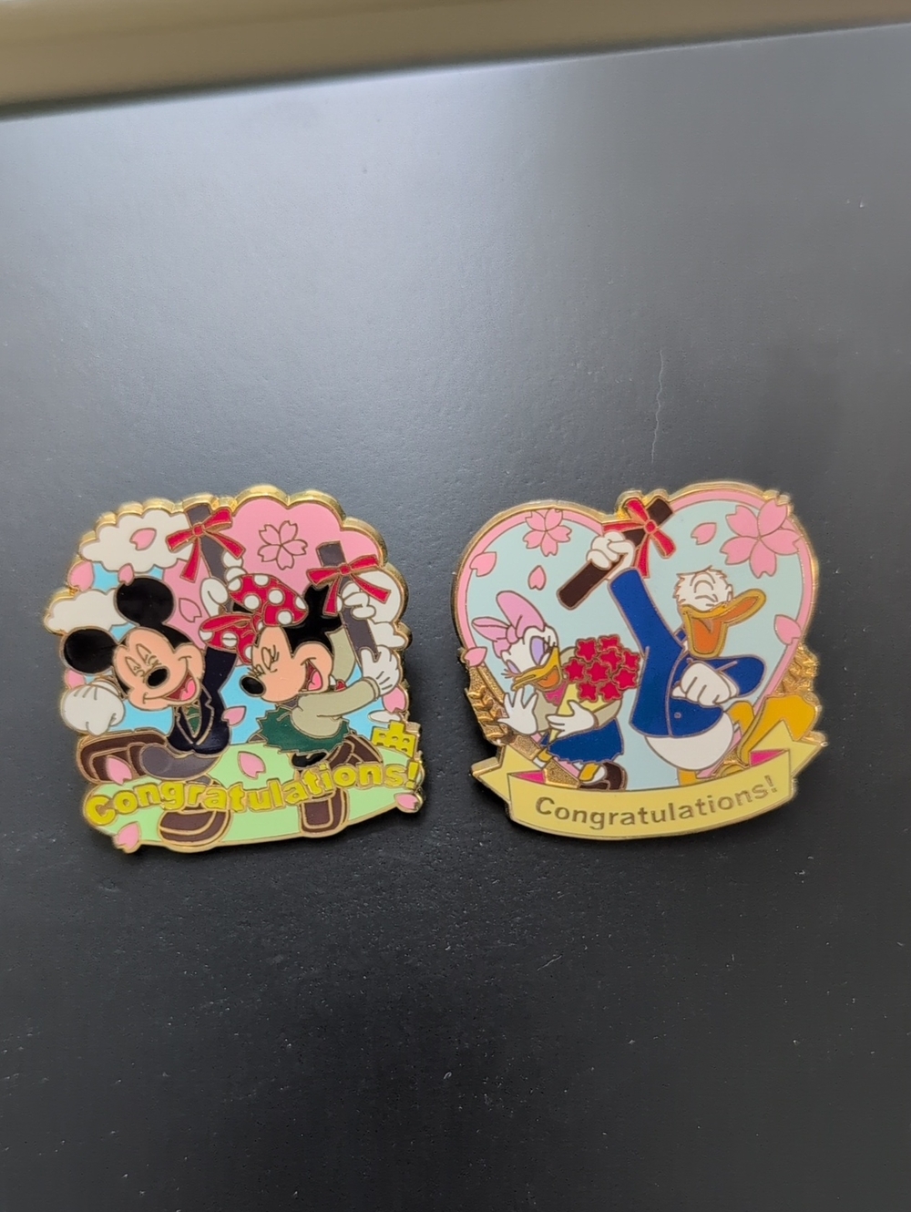 Disney Store Japan Graduation Pins "Congratulations" Mickey Minnie Donald Daisy